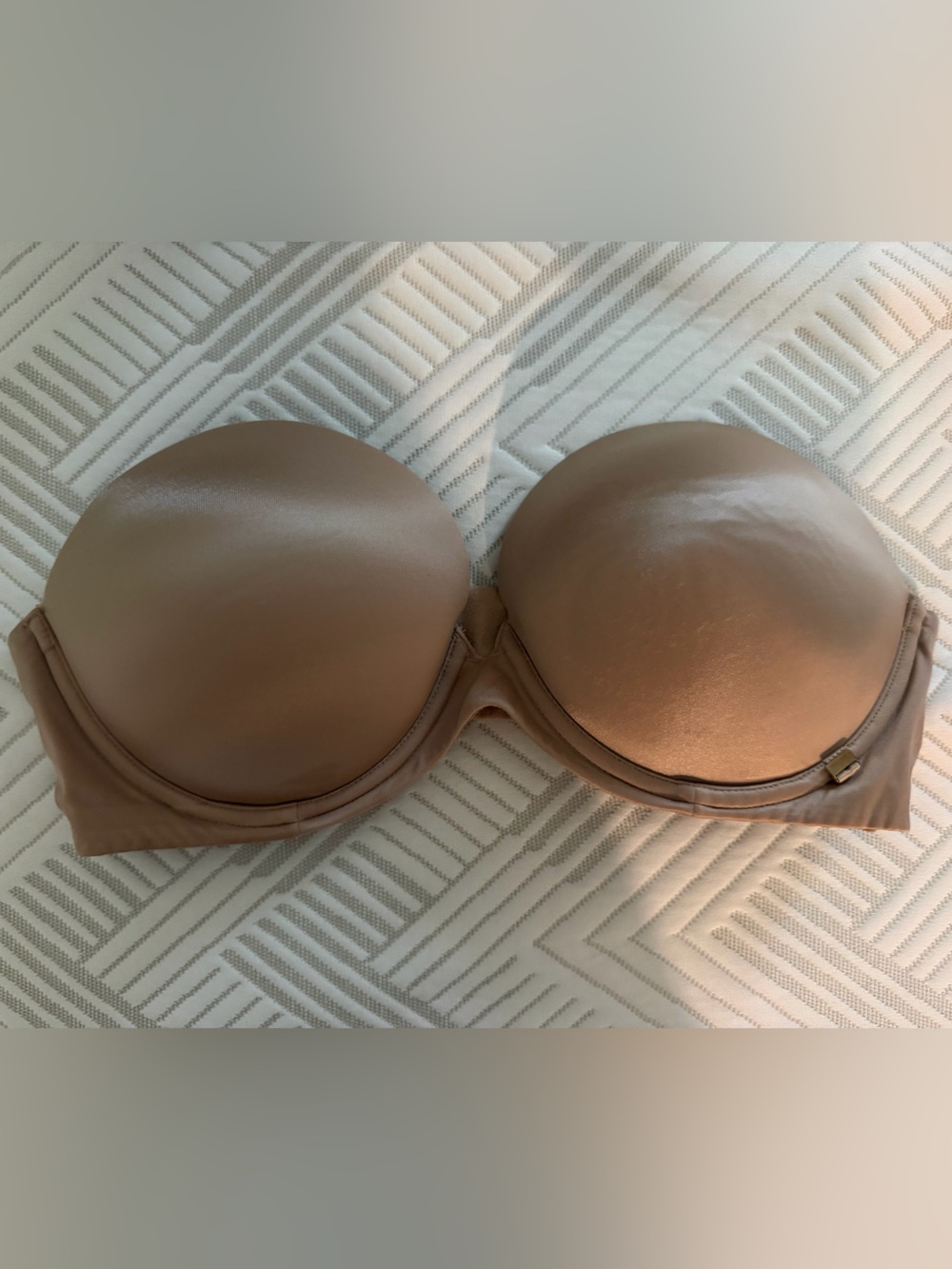 Victoria’s Secret Very Sexy Strapless Bra
